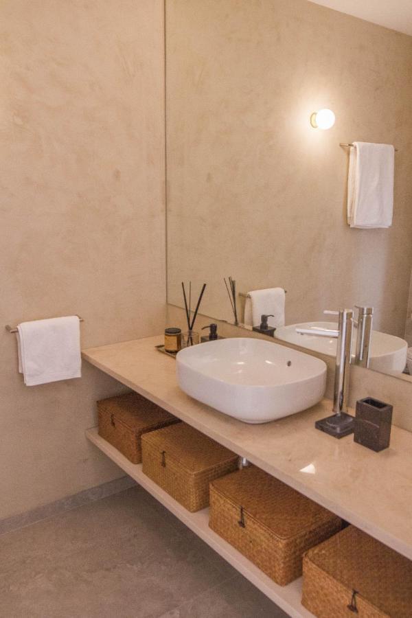 Modern Charming Loft With Balcony In Central Oporto Exteriör bild