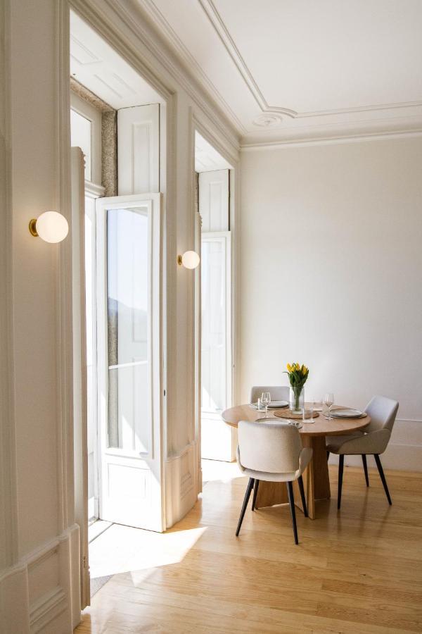 Modern Charming Loft With Balcony In Central Oporto Exteriör bild