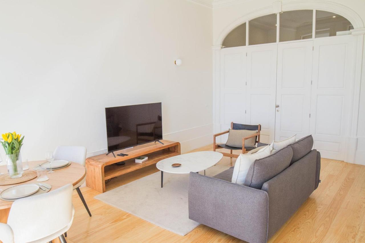 Modern Charming Loft With Balcony In Central Oporto Exteriör bild