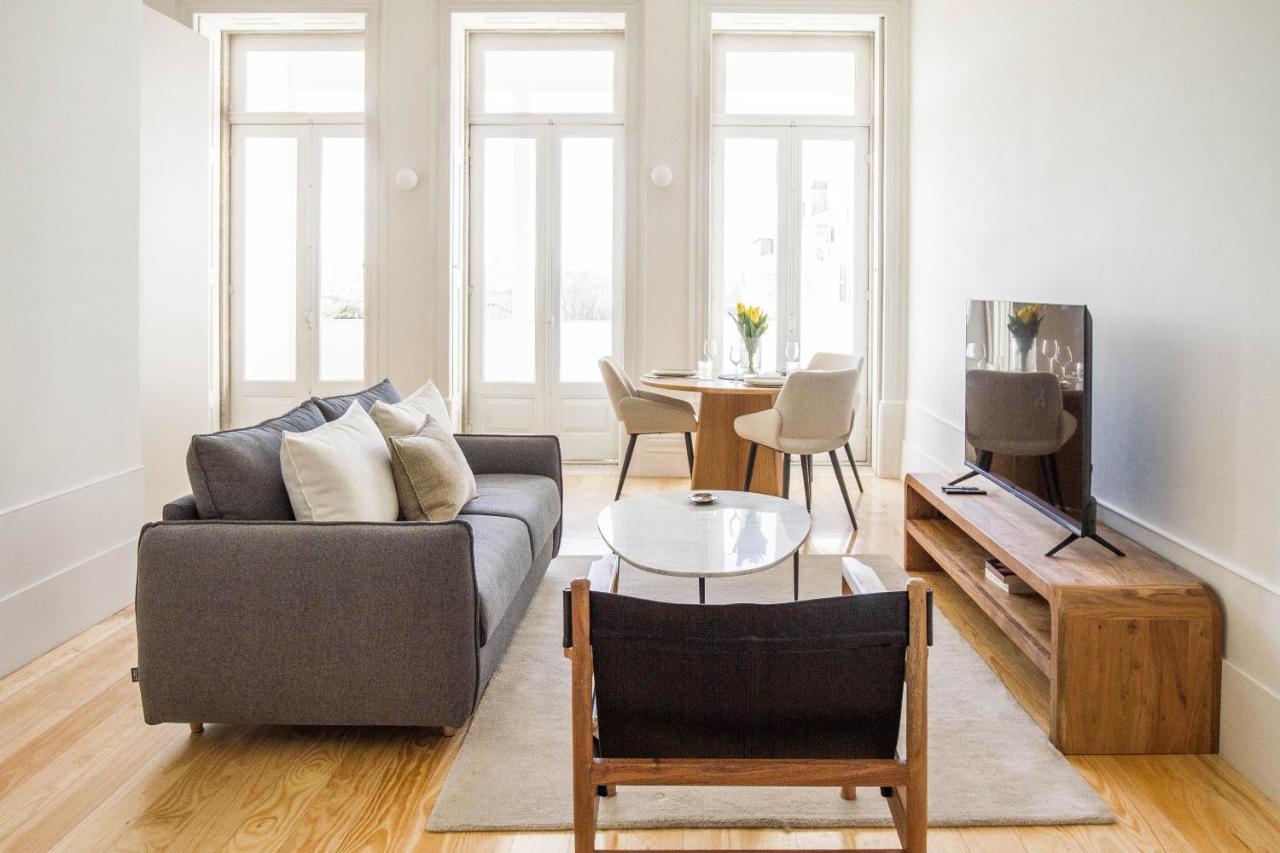 Modern Charming Loft With Balcony In Central Oporto Exteriör bild